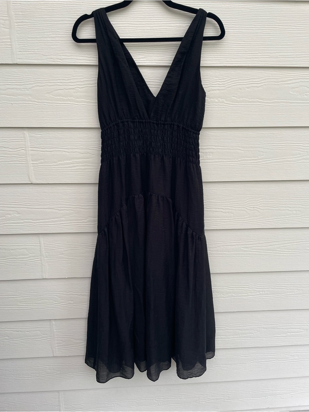 NEW With tags Vince Black Sleeveless V-Neck Midi Dress